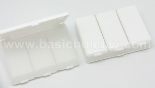 กล่องใส่ยา 4 ช่อง สีขาว รับผลิตและนำเข้า ของพรีเมี่ยม สินค้าพรีเมียม ของที่ระลึก ของชำร่วย ของแจก ของแถม สั่งทำ สั่งผลิต